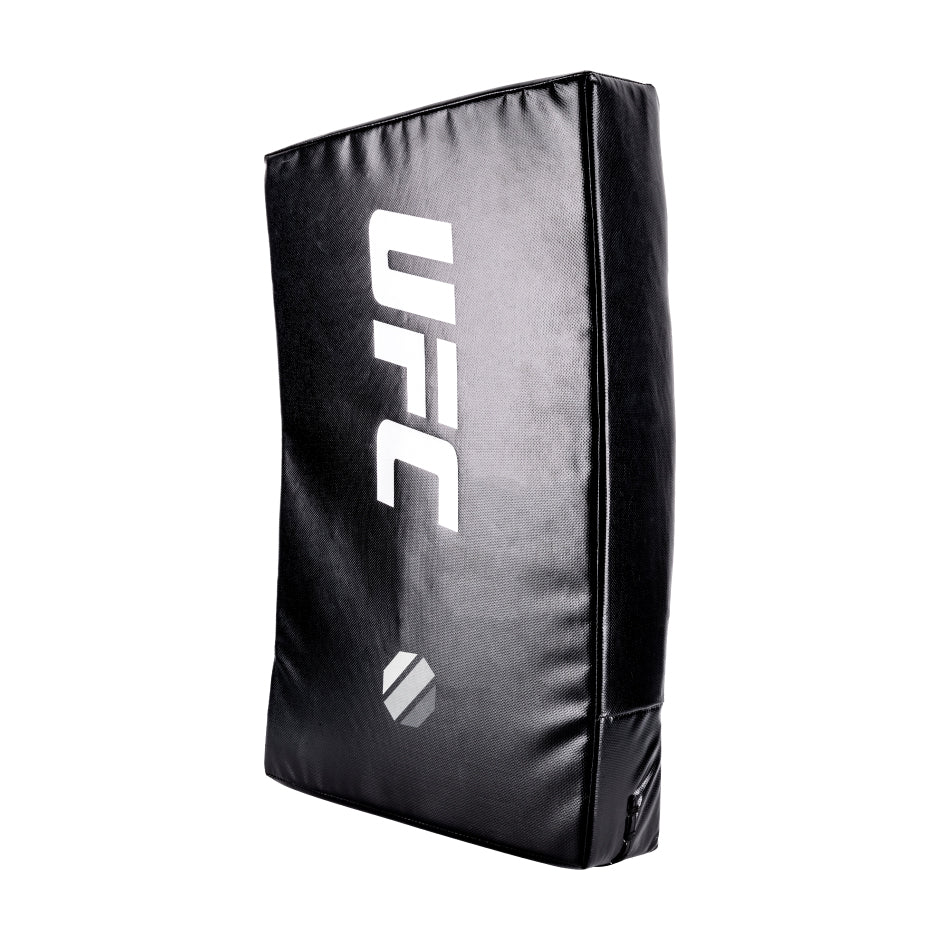 Escudo Ufc Ultra Kick